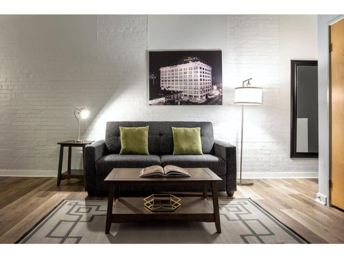 Modern Apartment Close To Everything Cozysuites Indianapolis Bagian luar foto
