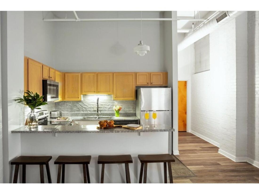 Modern Apartment Close To Everything Cozysuites Indianapolis Bagian luar foto