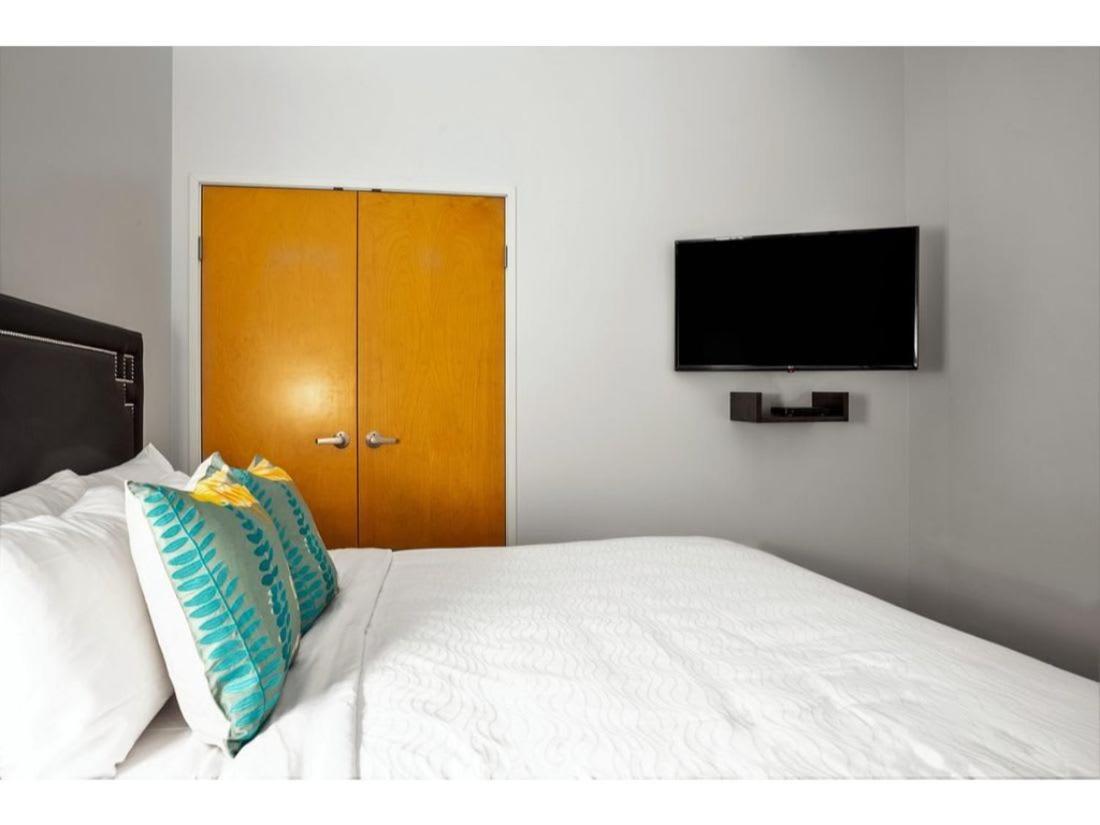 Modern Apartment Close To Everything Cozysuites Indianapolis Bagian luar foto